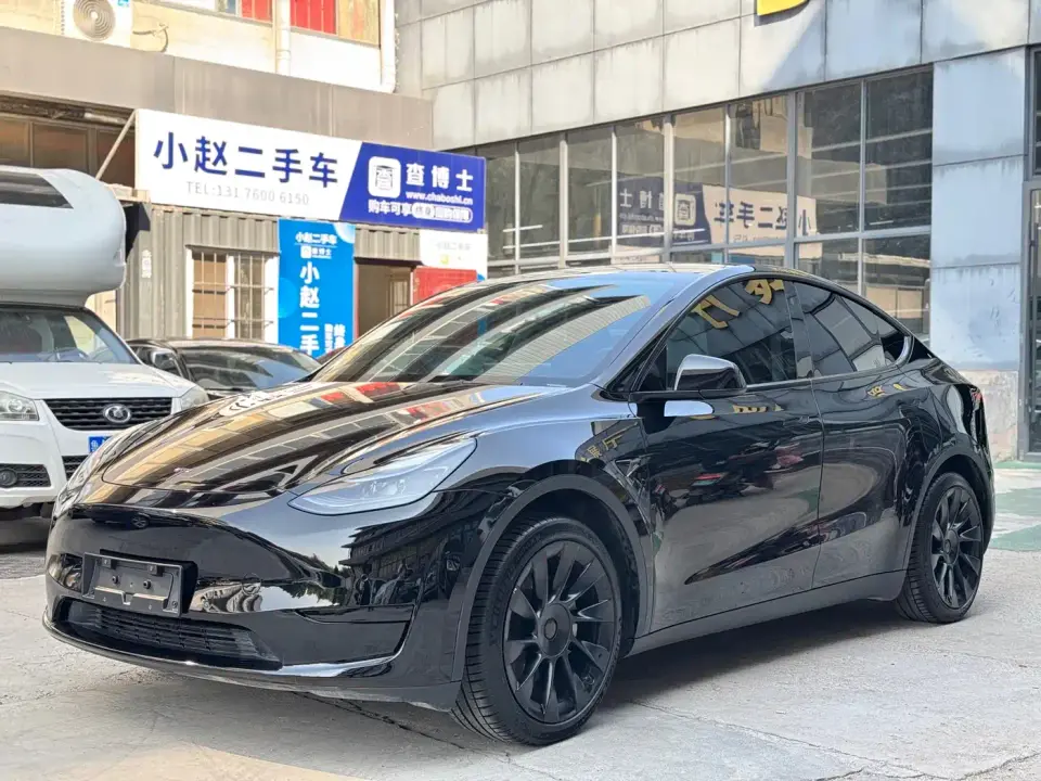 Tesla Model Y Facelift Rear-Wheel Drive Version 2023