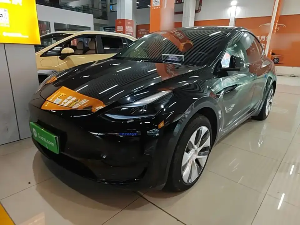 Tesla Model Y Facelift Rear-Wheel Drive Version 2023