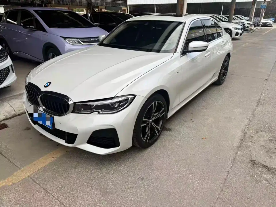 BMW 3 Series 325i M Sport Package 2022