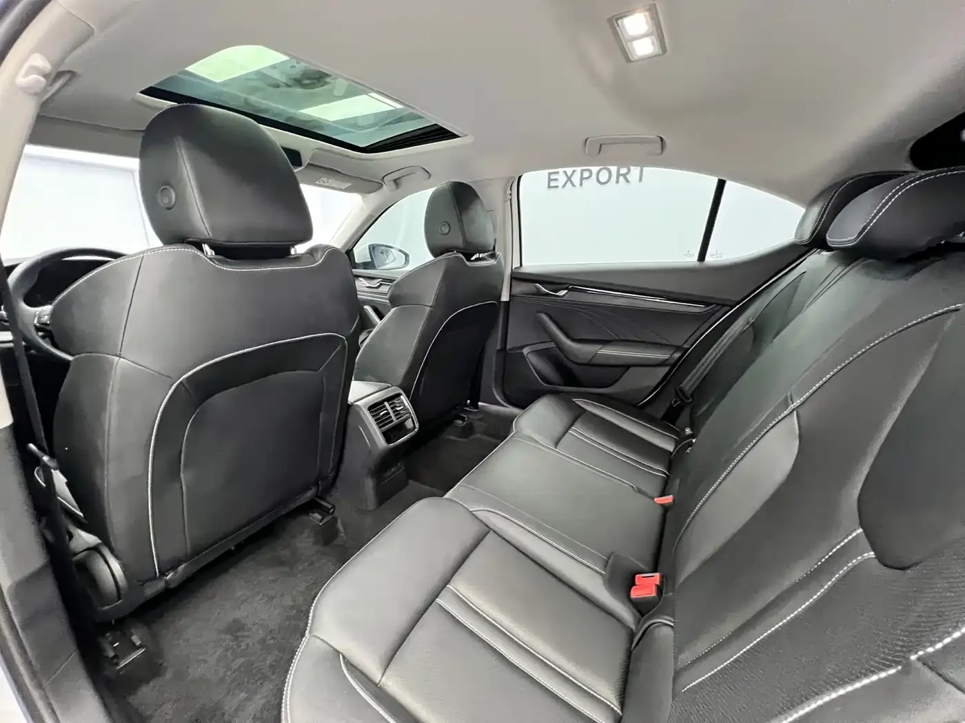 Skoda Octavia PRO TSI280 Premium Edition 2023 — фото 15