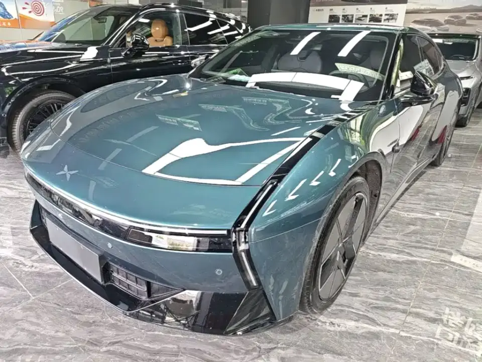XPeng P7 702km Long Range Edition 2025