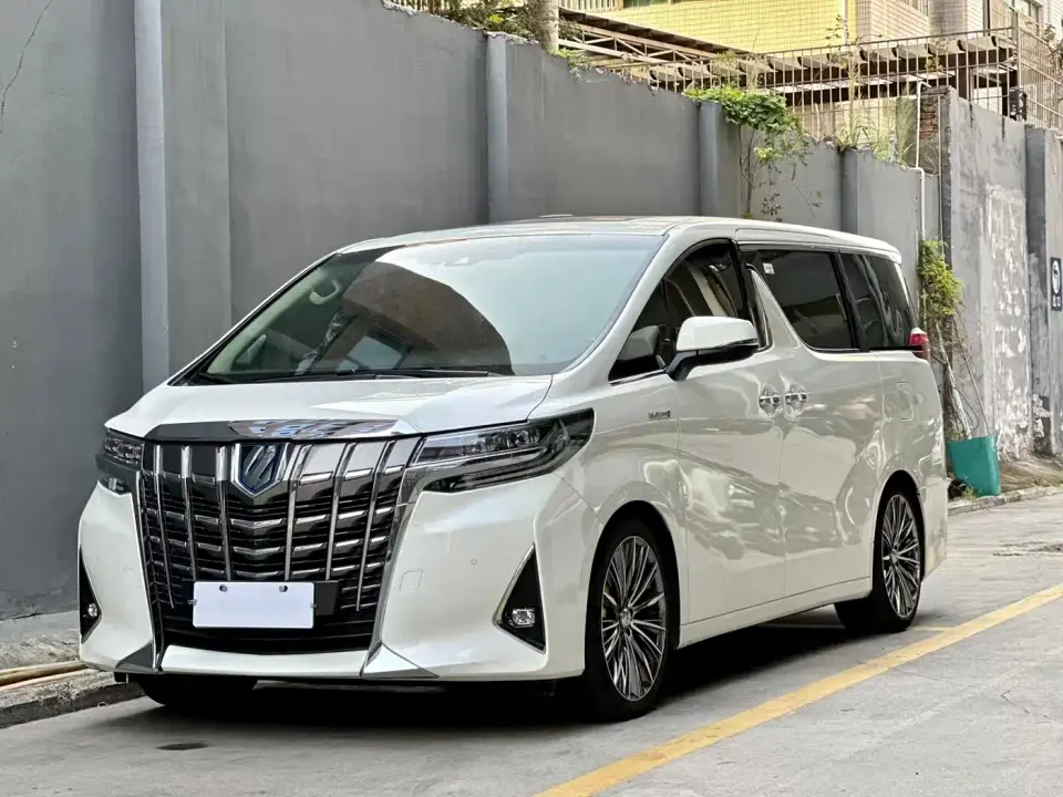Toyota Alphard Hybrid 2.5L Premium 2022