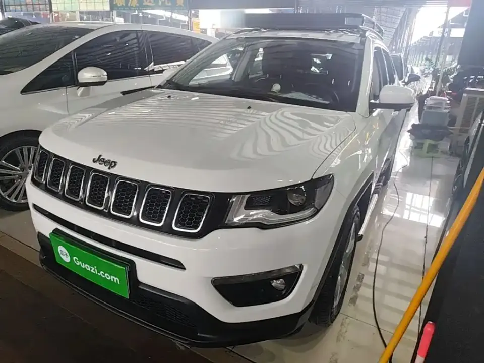 Jeep Compass 220T Automatic Family Edition 2021