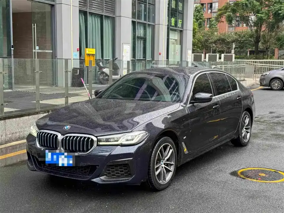 BMW 5 Series 525Li M Sport Package 2022