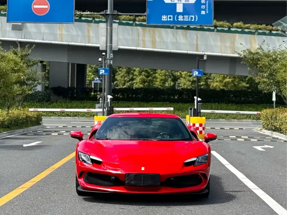 Ferrari 296 3.0T V6 GTB 2023