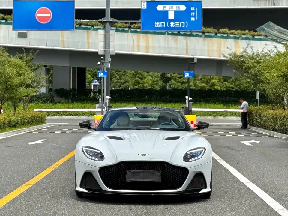 Aston Martin DBS DBS Superleggera V12 Coupe 2020