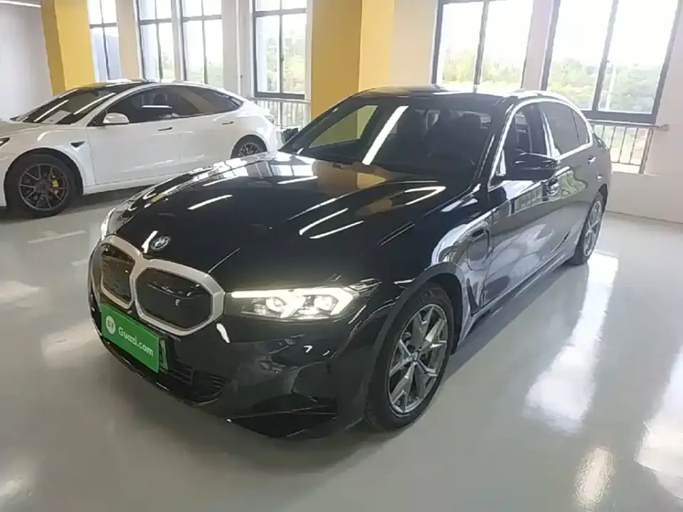 BMW i3 eDrive 35 L 2023