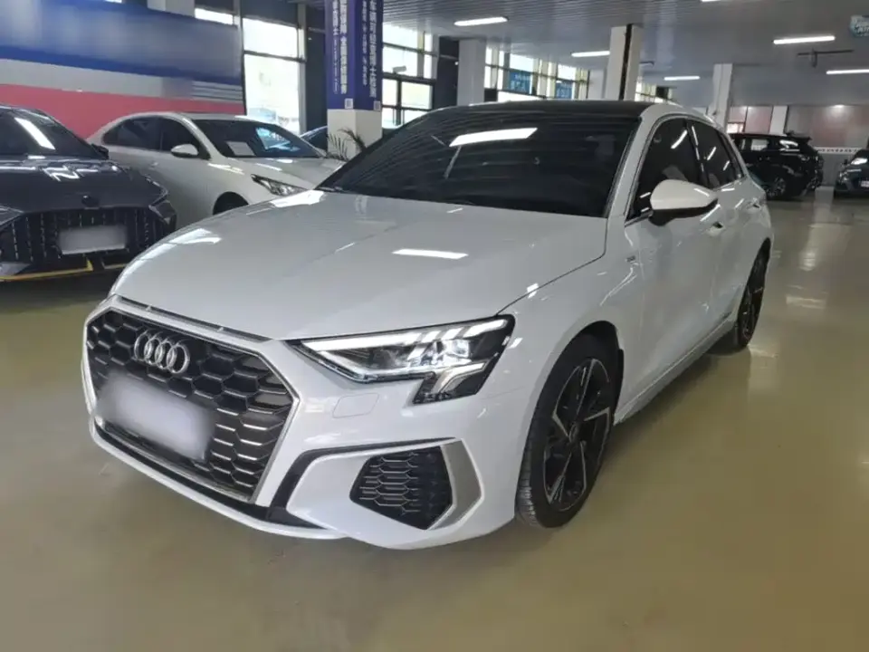Audi A3 Facelift Sportback 35 TFSI Fashion Sport 2024