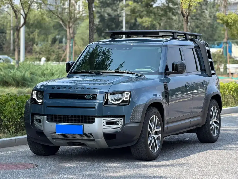 Land Rover Defender 110 P400 Dark Special Edition 2021