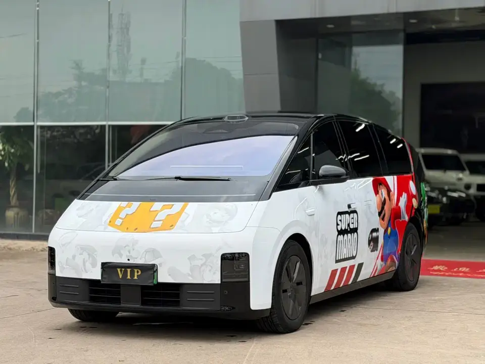 Li Auto MEGA Model Home Family Special Edition 2025