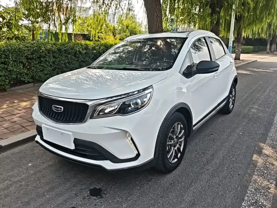 Geely Vision X3 PRO 1.5L CVT Premium 2022