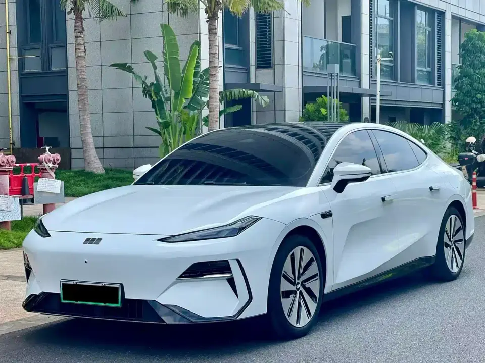 Geely Galaxy Galaxy E8 550km RWD MAX 2024