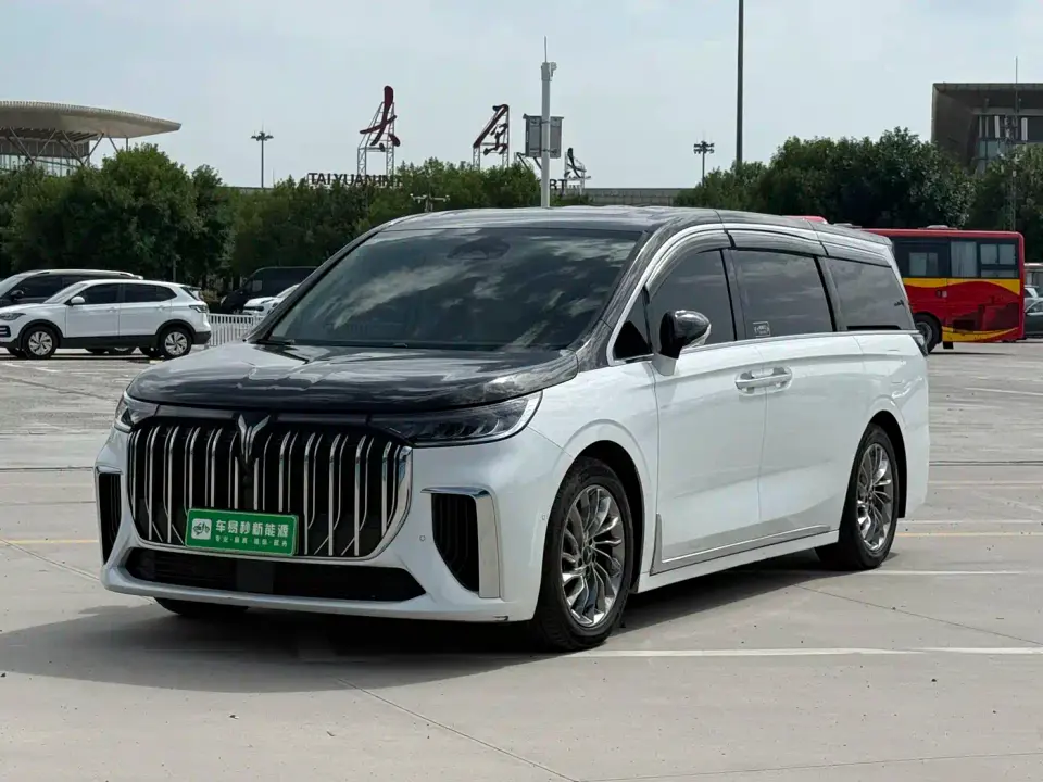 Voyah Auto Voyah Dreamer Low-carbon Dream+Smart Package 2023