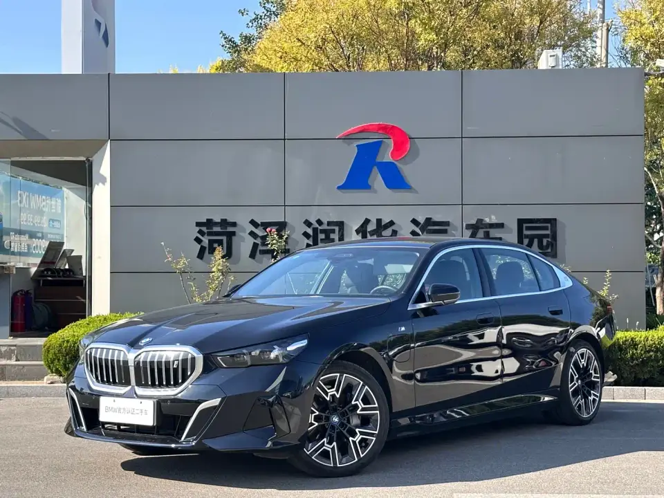 BMW i5 xDrive 50L M Sport Package 2025