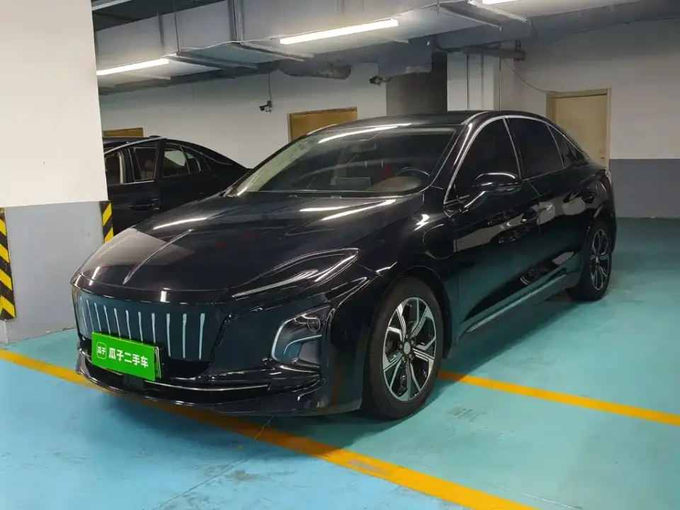 Hongqi E-QM5 Charging Flag Premium Edition 2022