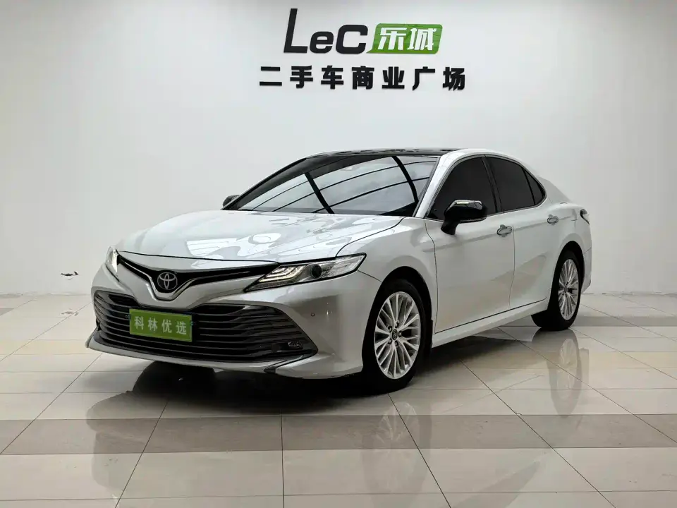 Toyota Camry Facelift 2.5G Luxury Edition 2020