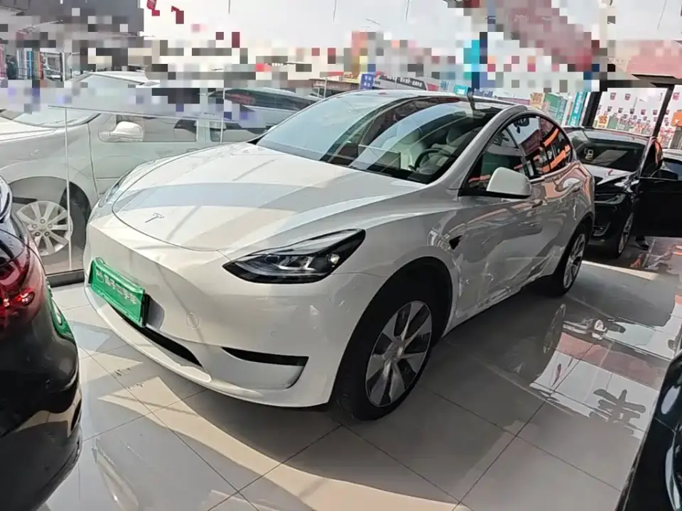 Tesla Model Y Facelift Rear-Wheel Drive Version 2023