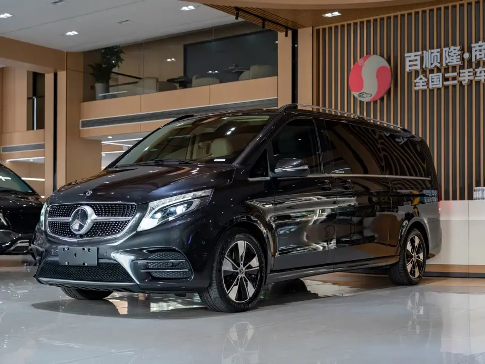 Mercedes-Benz V-Class Model V 260 L Long Wheelbase Luxury 2020