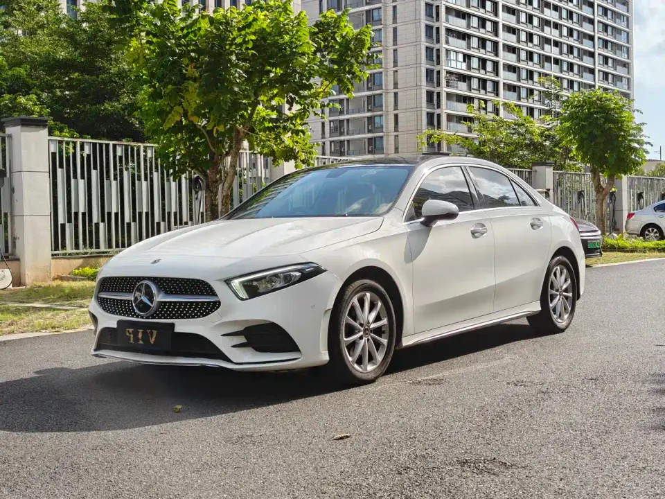 Mercedes-Benz A-Class A 200 L Sport Sedan Style 2022