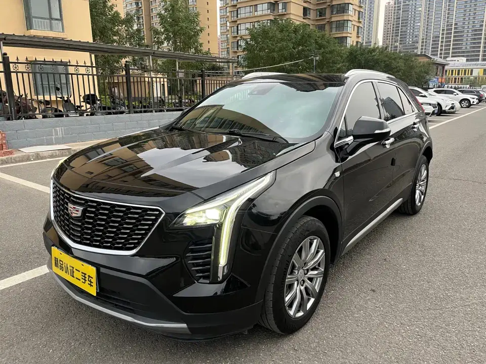 Cadillac XT4 28T FWD Luxury 2022