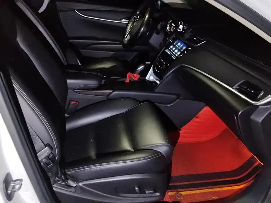 Cadillac XTS 28T Technology 2019 — фото 8