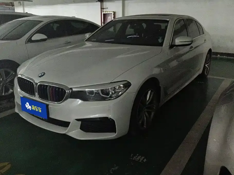 BMW 5 Series 525Li M Sport Package 2020
