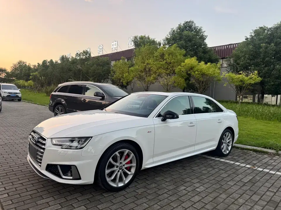 Audi A4L 45 TFSI quattro Personality Sport (China V) 2019