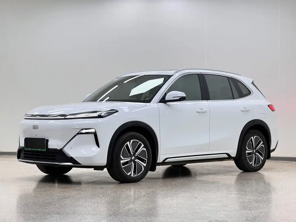 Geely Galaxy Galaxy Starship 7 EM-i Model 120km Explorer+ Edition 2025