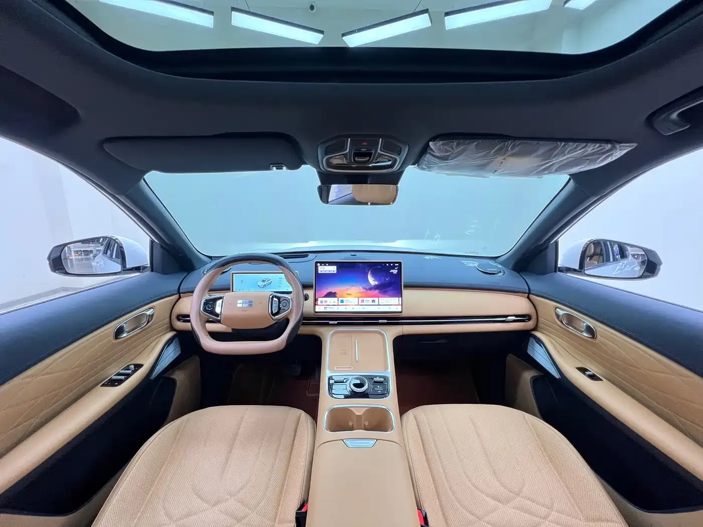 Geely Galaxy Galaxy Starship 7 EM-i Model 120km Explorer+ Edition 2025 — фото 13