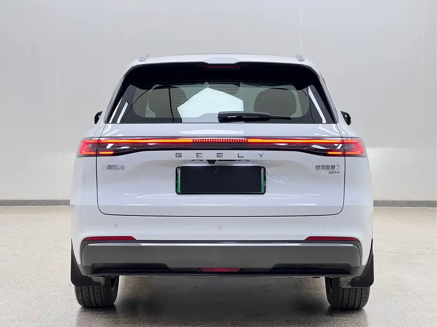 Geely Galaxy Galaxy Starship 7 EM-i Model 120km Explorer+ Edition 2025 — фото 6