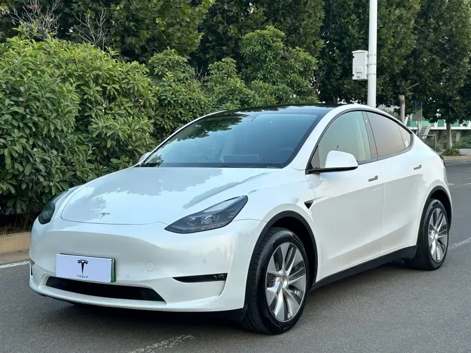 Tesla Model Y Facelift Long Range All-Wheel Drive Version 2023