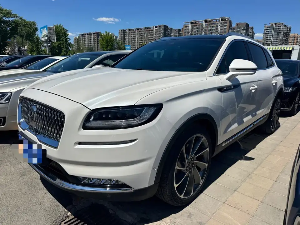 Lincoln Nautilus 2.7T AWD Prestige Edition 2021