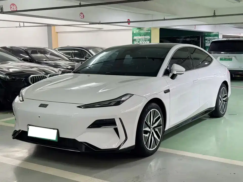 Geely Galaxy Galaxy E8 550km RWD MAX 2024