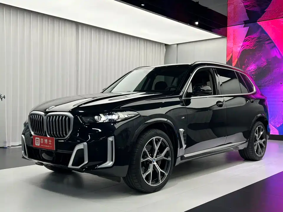 BMW X5 Model xDrive 30Li Exclusive M Sport Blackout Package 2025