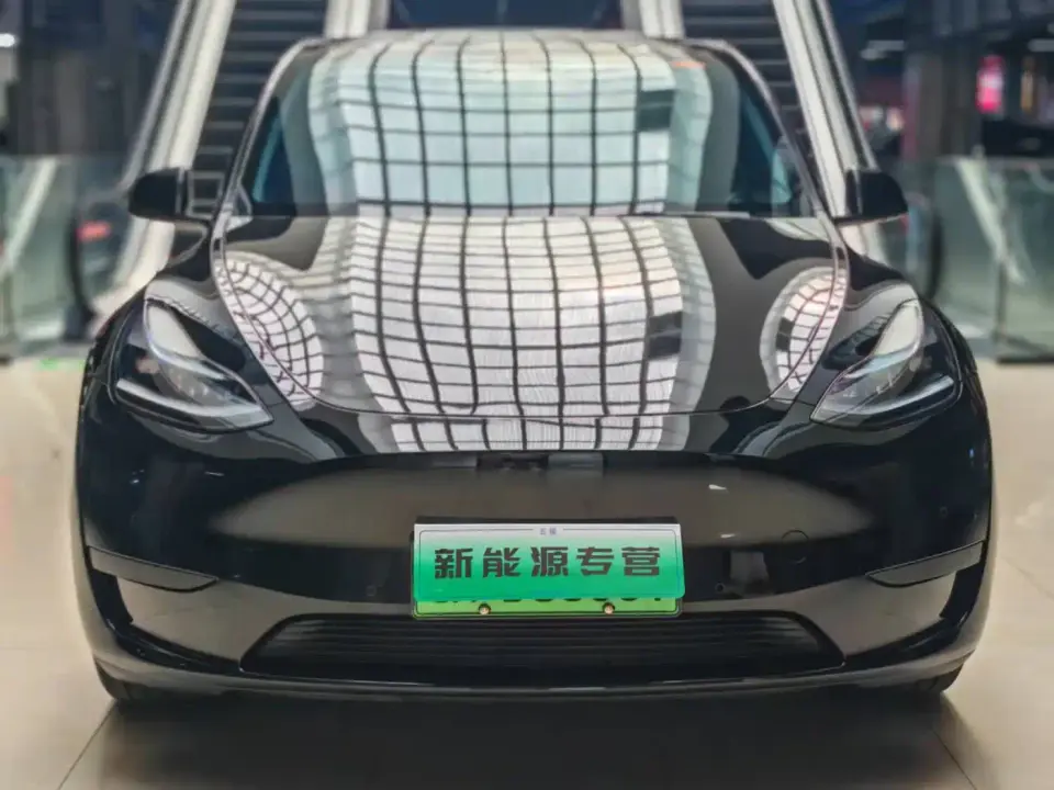 Tesla Model Y Facelift Rear-Wheel Drive Version 2023