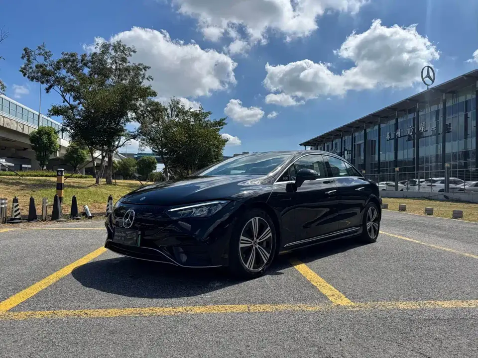 Mercedes-Benz EQE Model 500 4MATIC Luxury Edition 2025