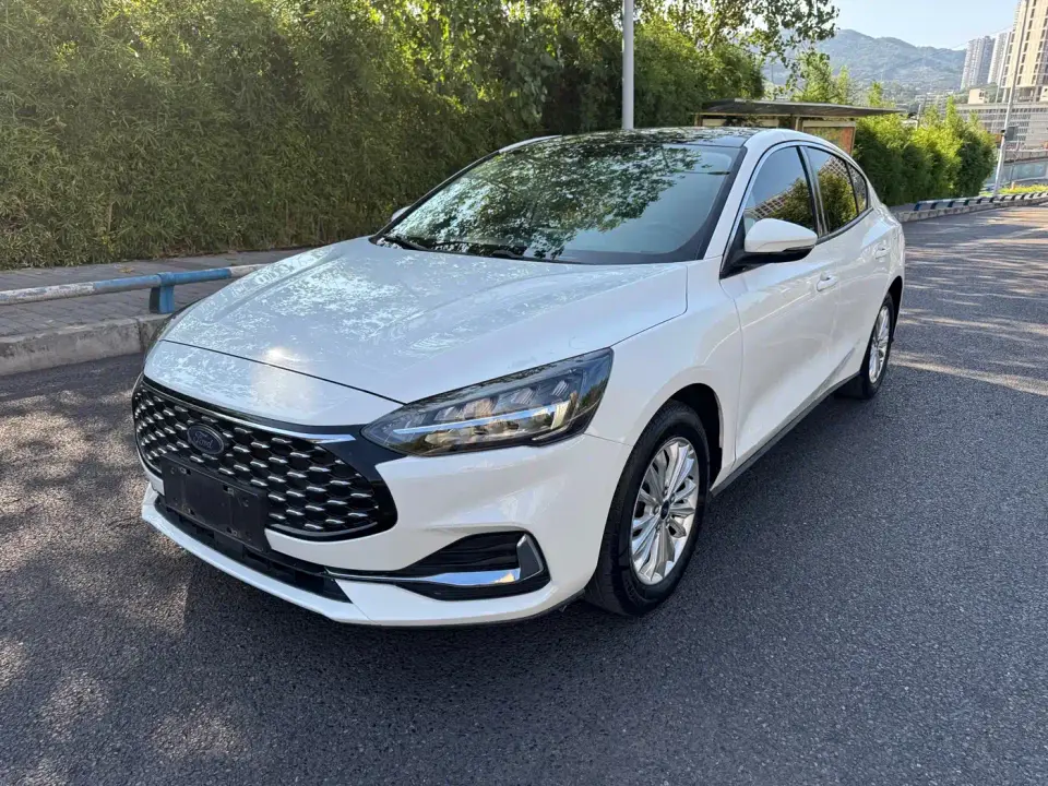 Ford Focus Sedan EcoBoost 180 Automatic Sharp Trend Type 2021