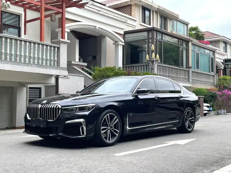 BMW 7 Series Model 730Li M Sport Package 2022