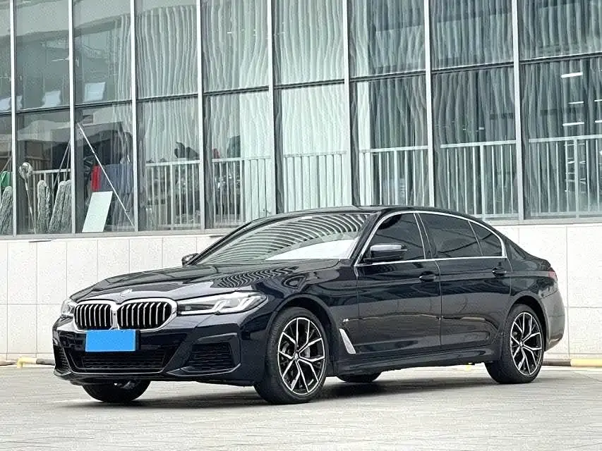 BMW 5 Series 530Li Exclusive M Sport Package 2022