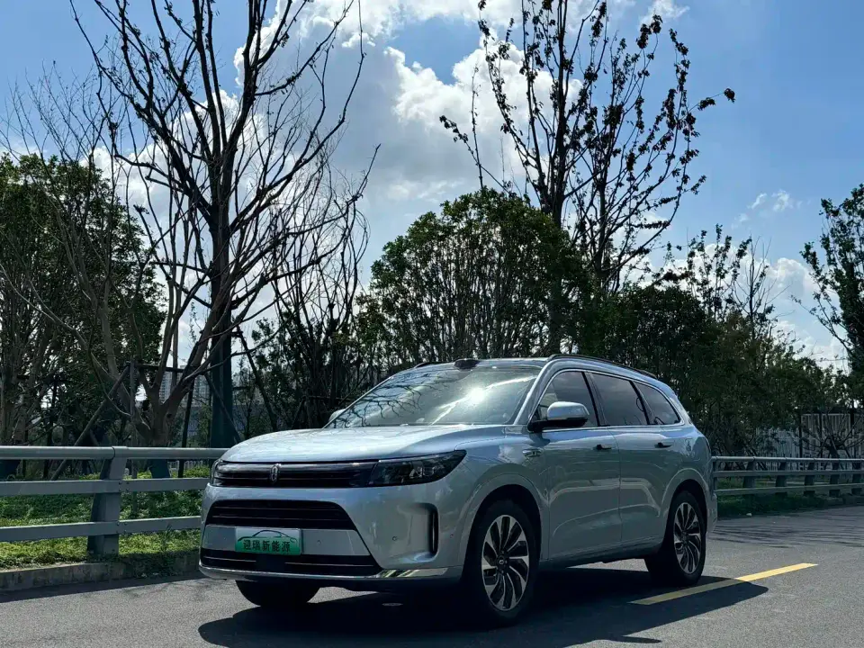 AITO Wenjie AITO M7 Model 1.5T Smart Drive RWD Max 5-Seater 2024