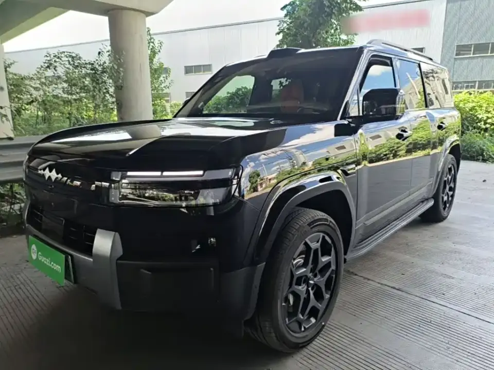 Fangchengbao Titanium 7 AWD Base Model 2025