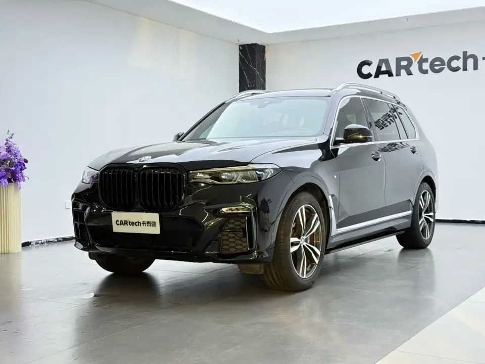 BMW X7 xDrive40i Exclusive M Sport Package 2023