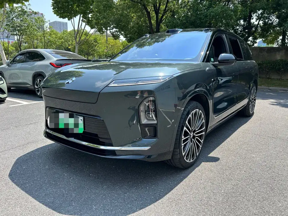 NIO ES8 Base Model 2025