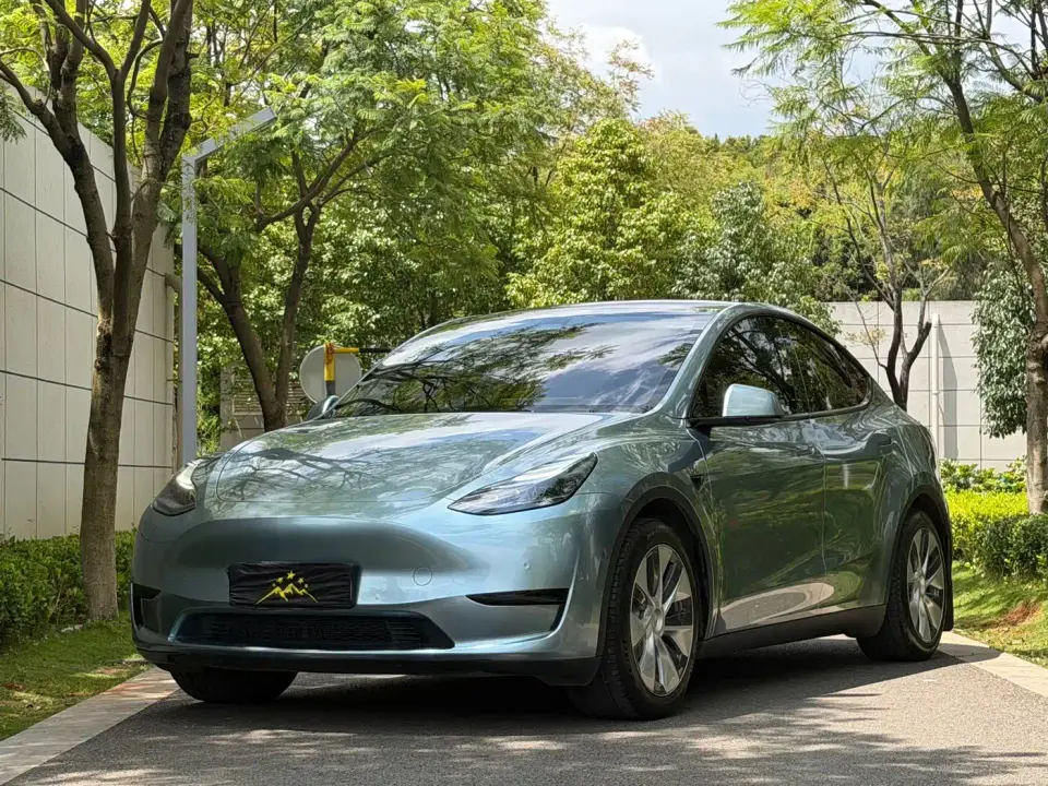Tesla Model Y Facelift Rear-Wheel Drive Version 2023