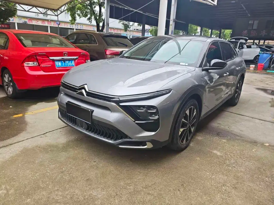 Citroen Versailles C5 X 1.6T Enjoy Extraordinary Tiger Year Opening Edition 2022