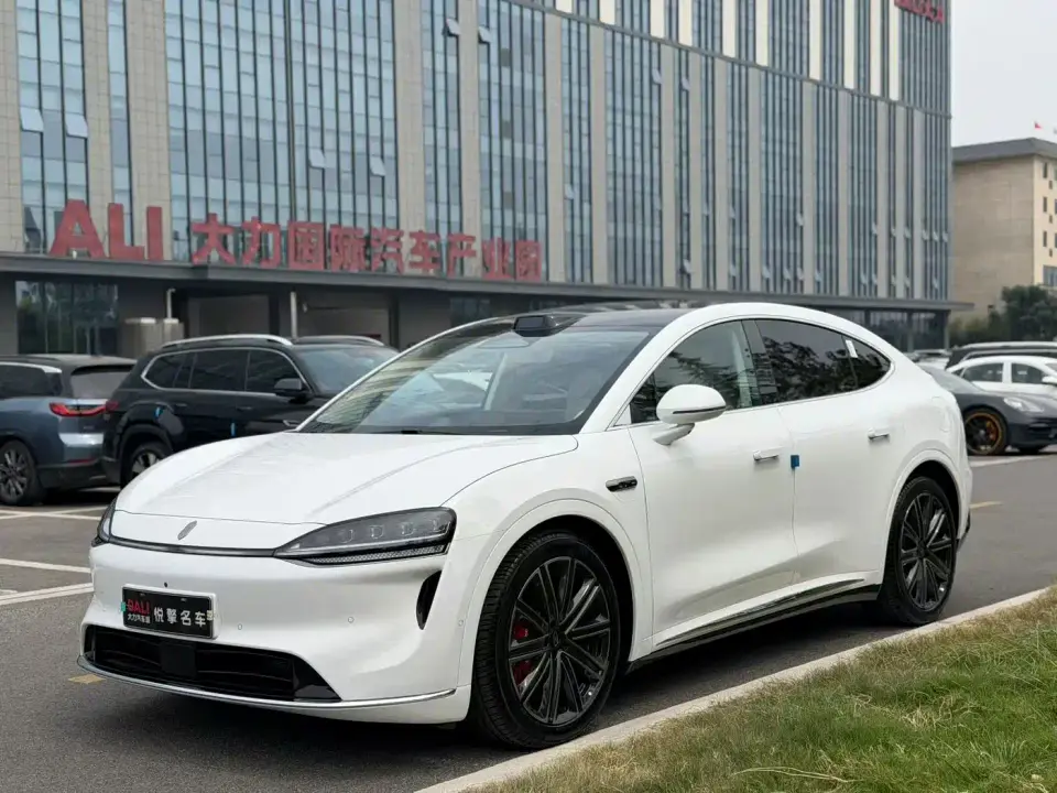 Zhijie Luxeed R7 Range Extender Ultra 2025