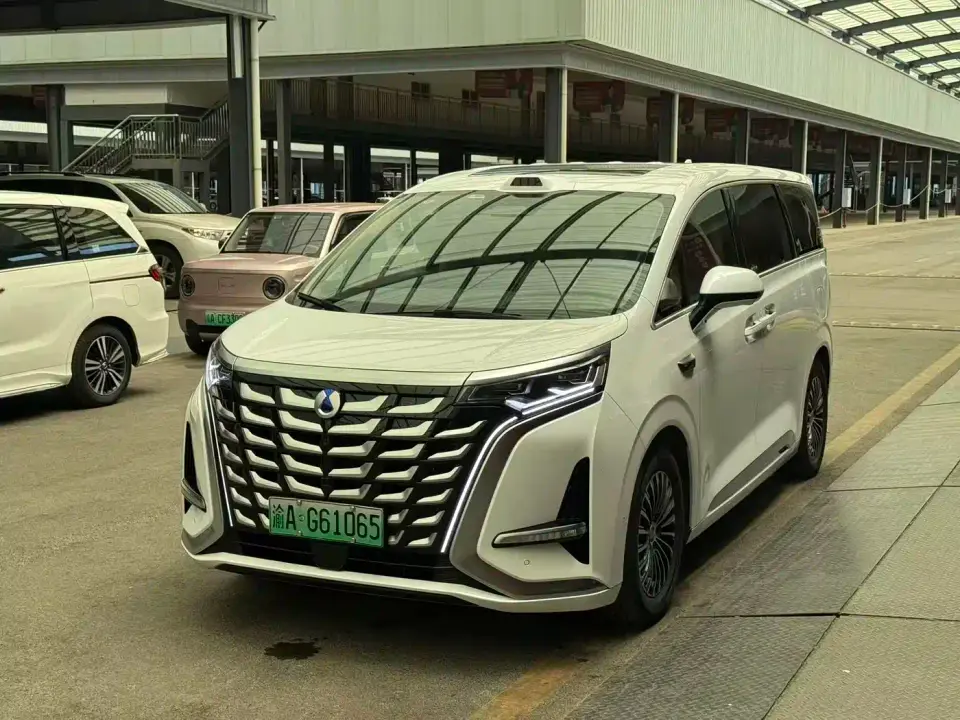 Denza D9 Model DM-i Smart Drive Edition 1020 AWD Flagship 2025