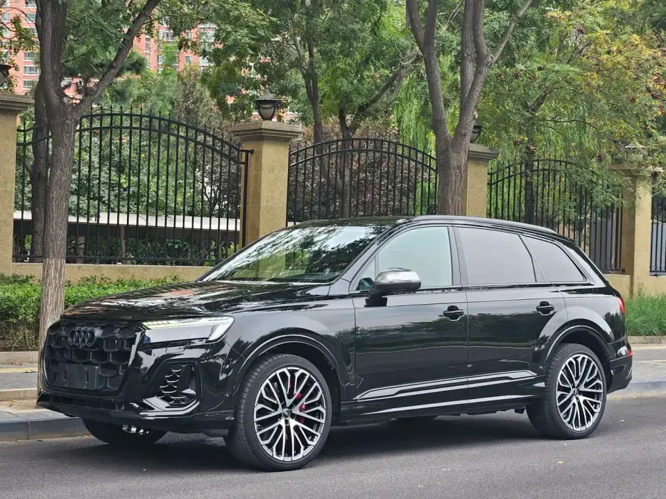 Audi SQ7 4.0 TFSI 2024