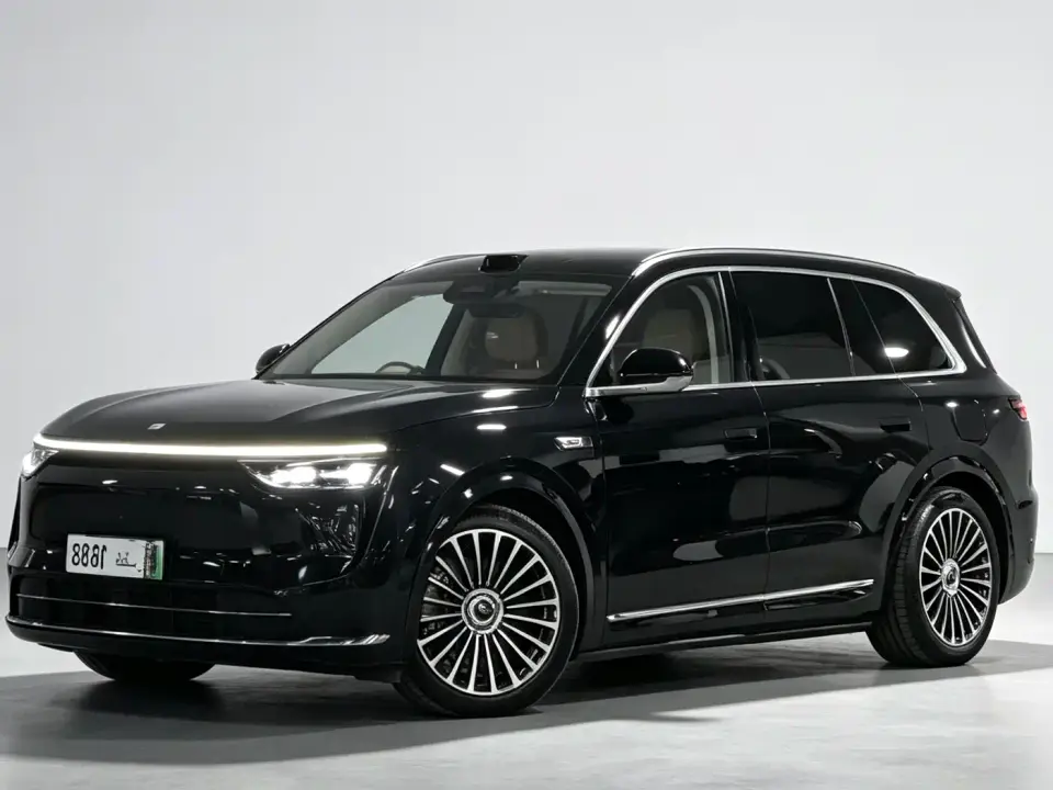 AITO Wenjie AITO M8 Extended Range Ultra 53.4kWh 6-Seater 2025