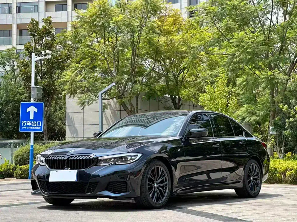 BMW 3 Series 325i M Sport Black Night Package 2020